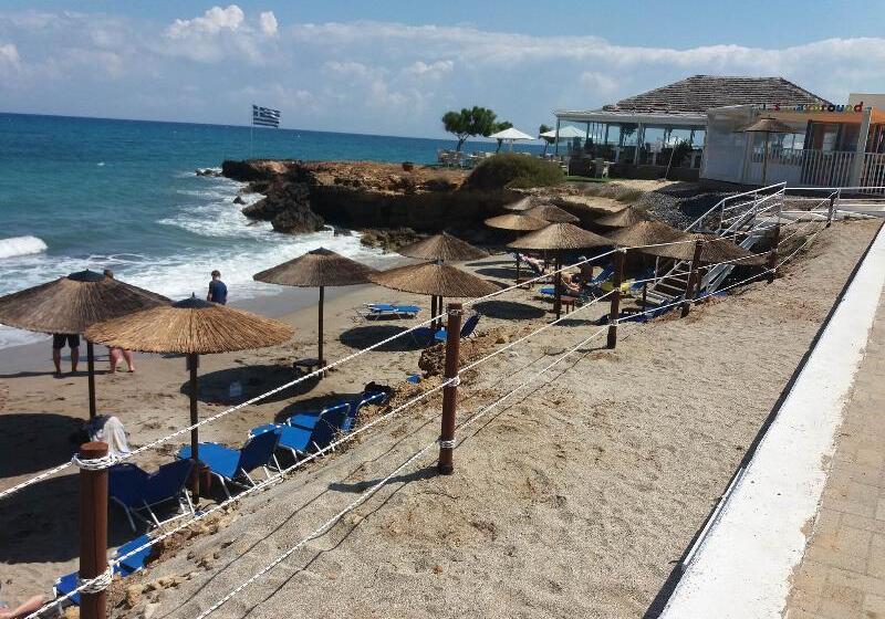 בית מלון כפרי Diogenis Blue Palace