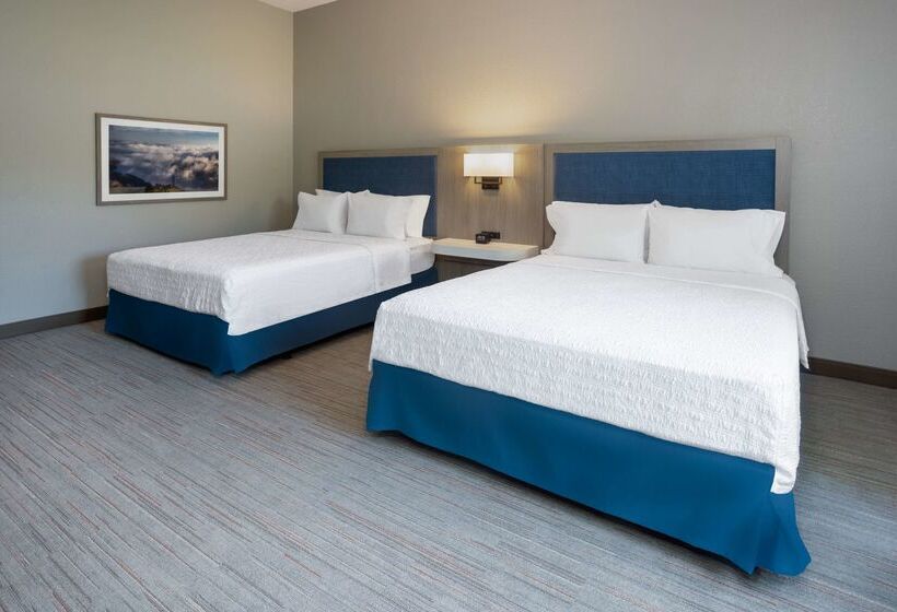 Отель Hampton Inn Harriman Woodbury