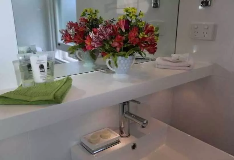 هتل Holmwood Guesthouse