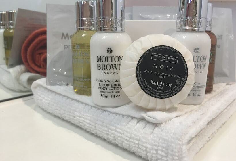 فندق Holmwood Guesthouse