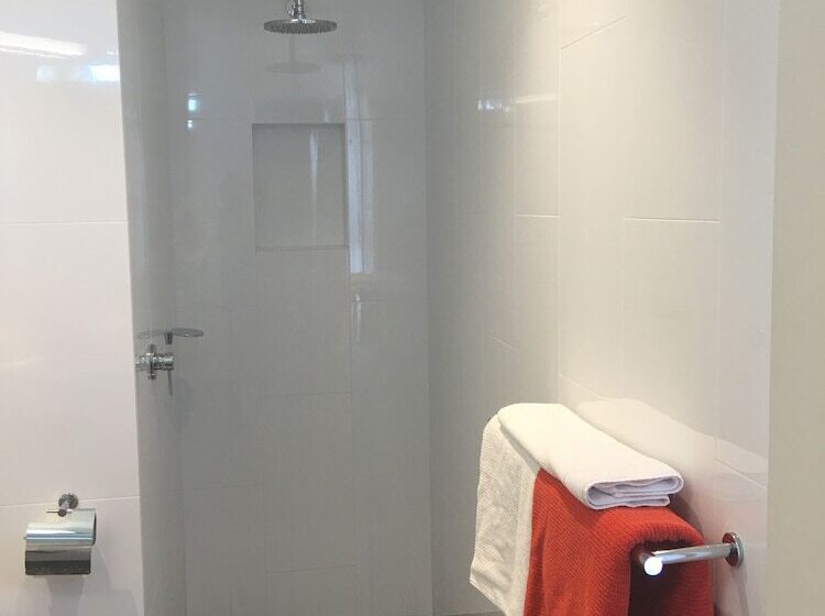 فندق Holmwood Guesthouse