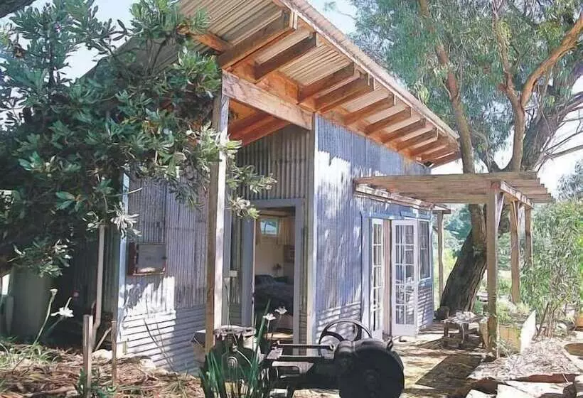 فندق Old Leura Dairy