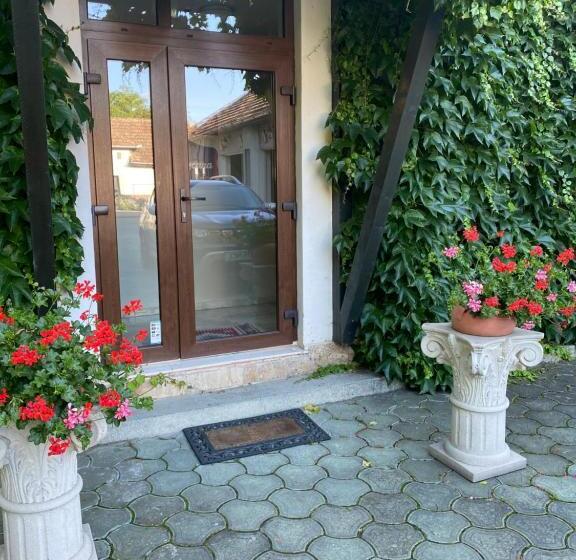 Отель Vila Toscana