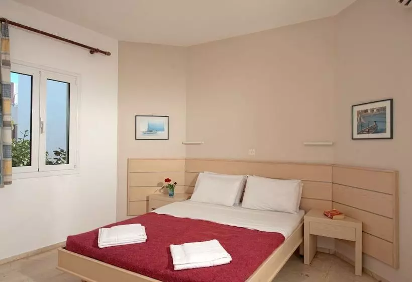 Melissa Apartments, Studios & Suites