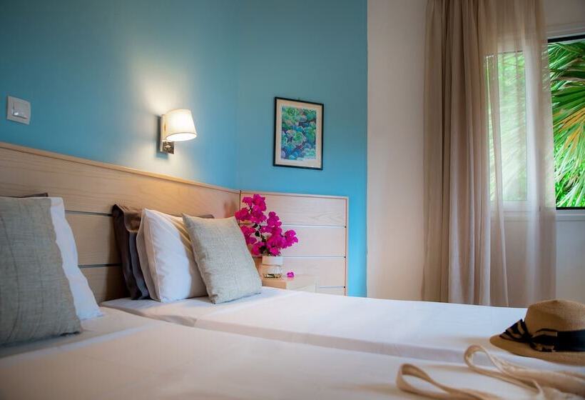 Melissa Apartments, Studios & Suites