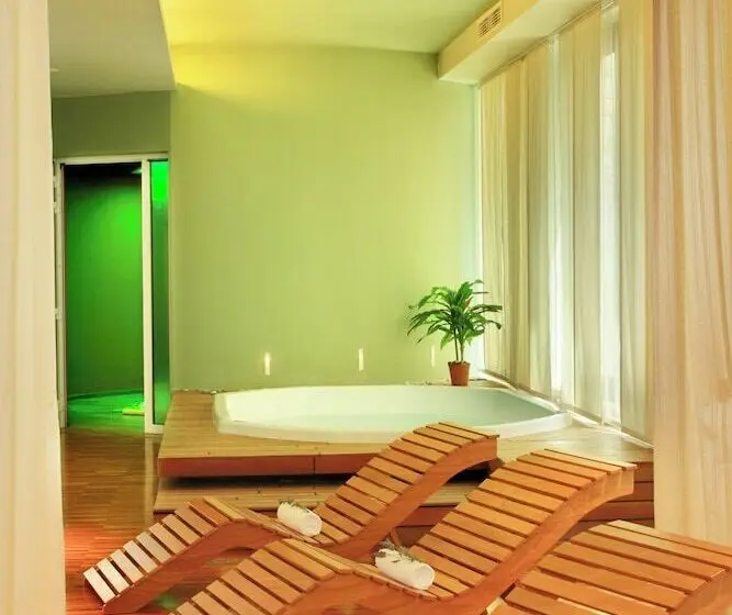 Hotelli Aminess Vival Casa Velaris