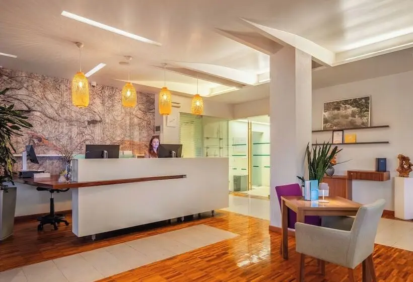 Hotelli Aminess Vival Casa Velaris