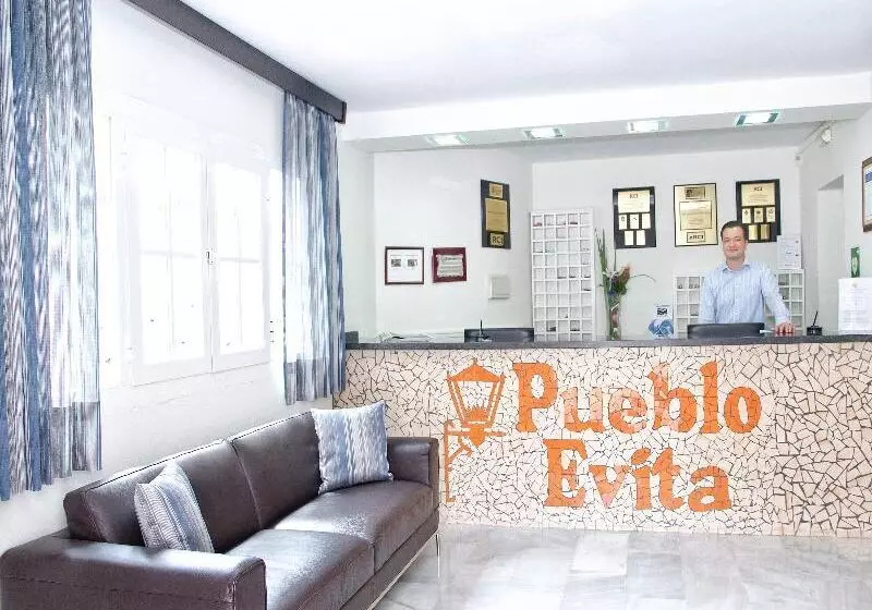 리조트 Pueblo Evita