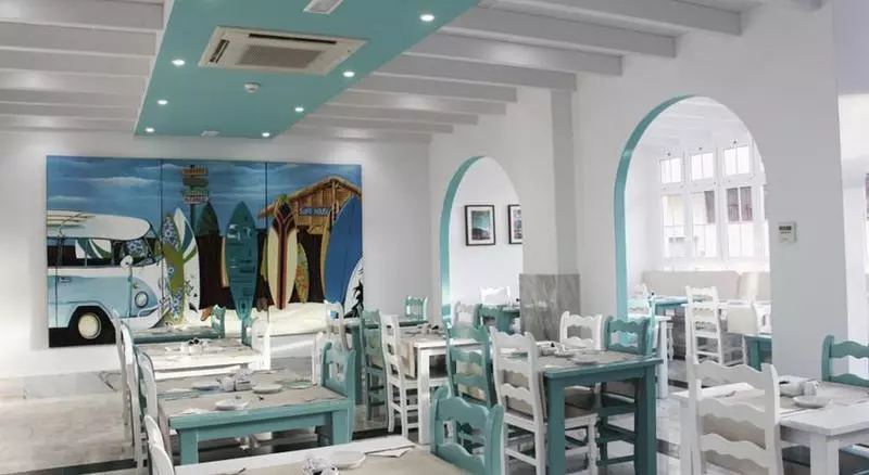 Surfing Colors Apartamentos