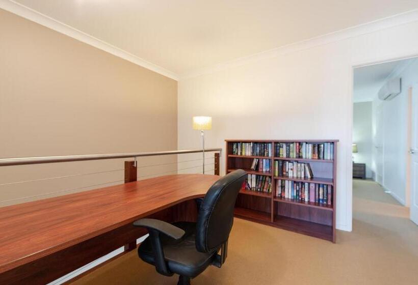 Cairns City Apartments