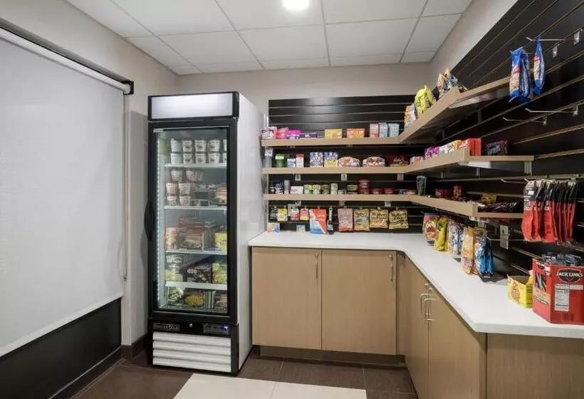 Holiday Inn Express Hotel & Suites Perry, An Ihg