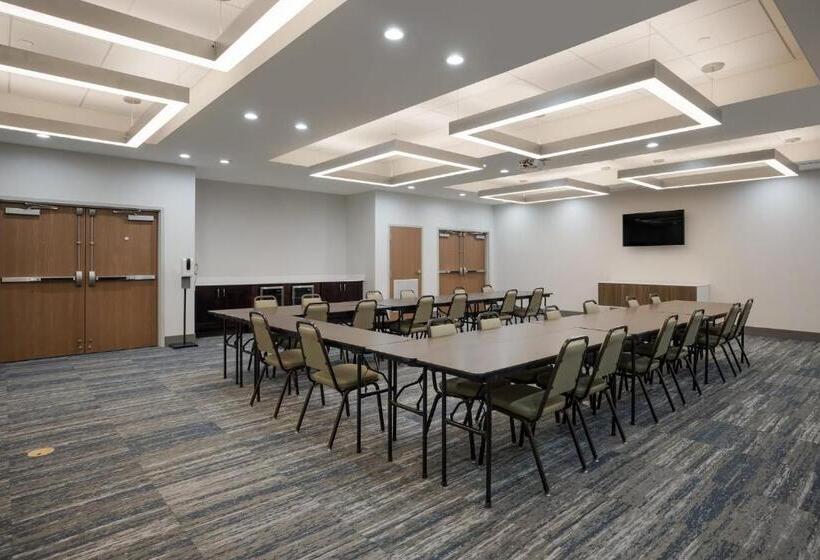 Holiday Inn Express Hotel & Suites Perry, An Ihg