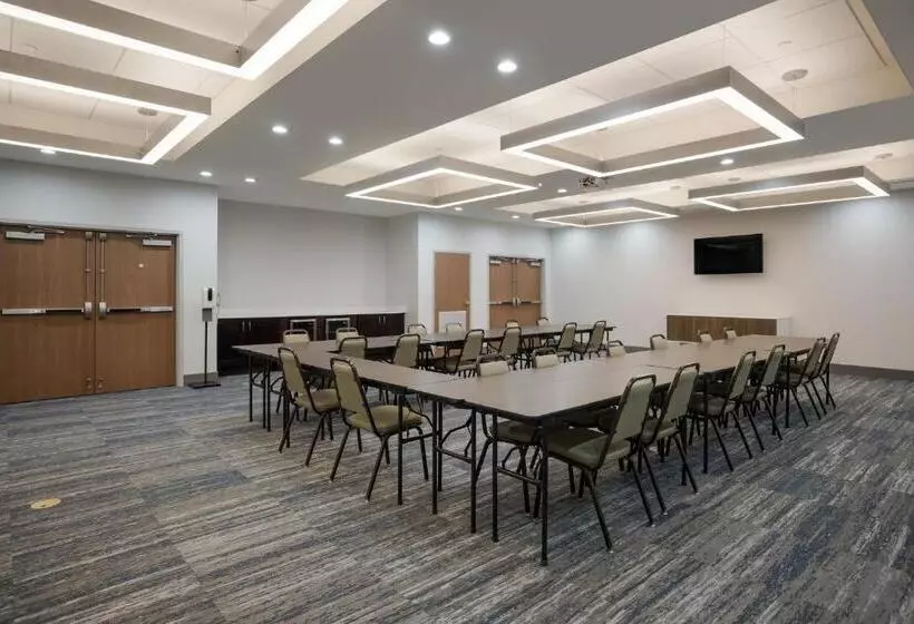 Holiday Inn Express Hotel & Suites Perry, An Ihg