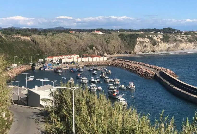مسافرخانه Herdade Do Freixial Turismo Rural