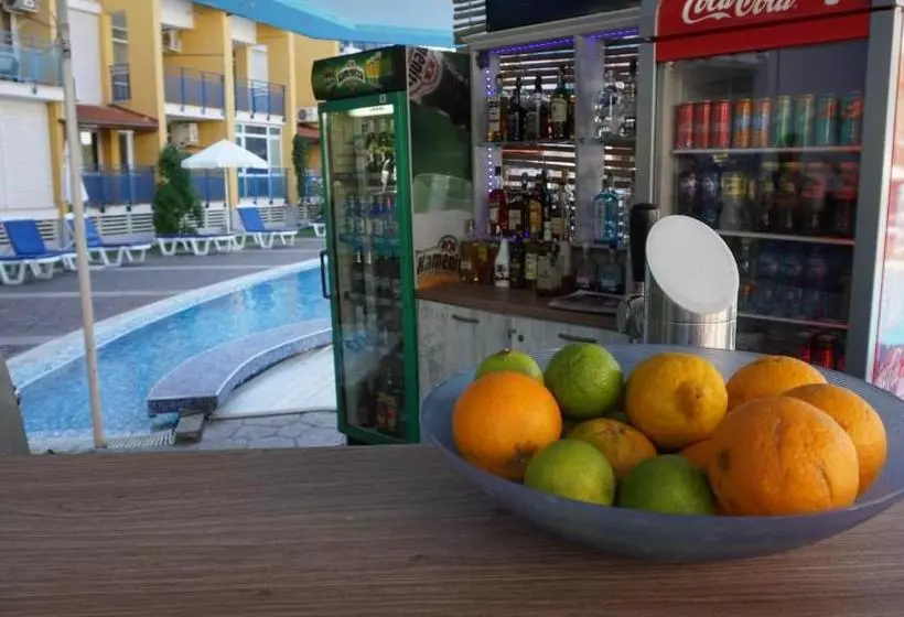 Отель Elite Apartments