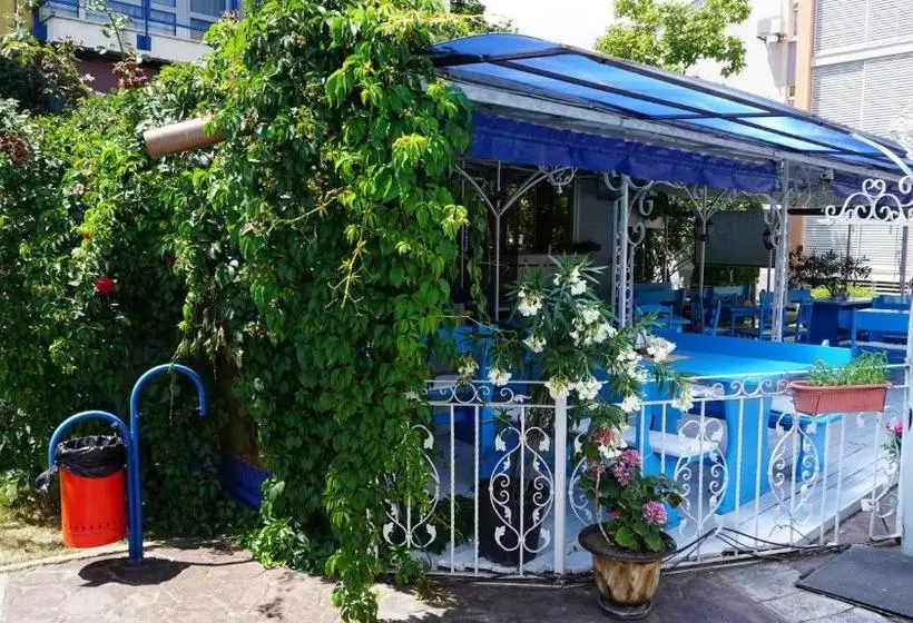 Отель Elite Apartments