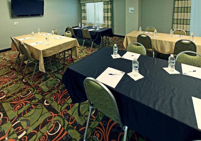 ホテル Holiday Inn Express & Suites Maumelle, An Ihg