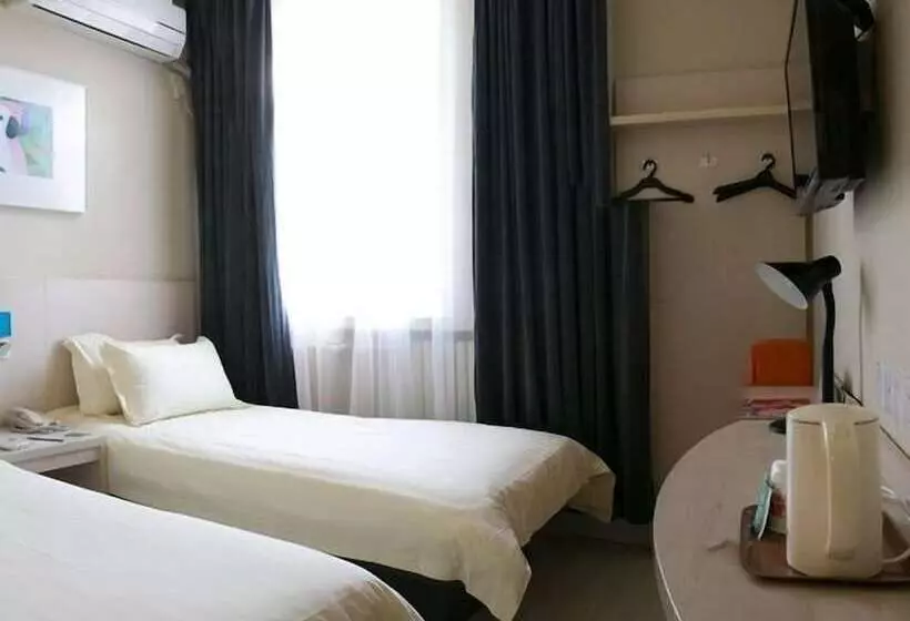 Отель Jinjiang Inn Jinan Quancheng Park