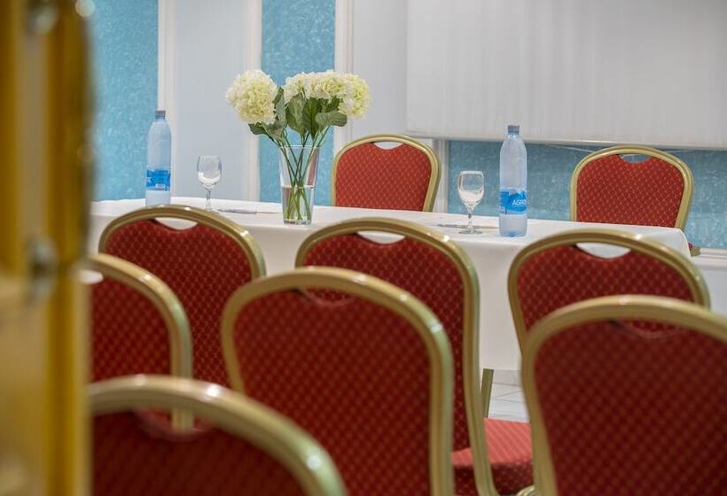 Hotel Kapetanios Limassol