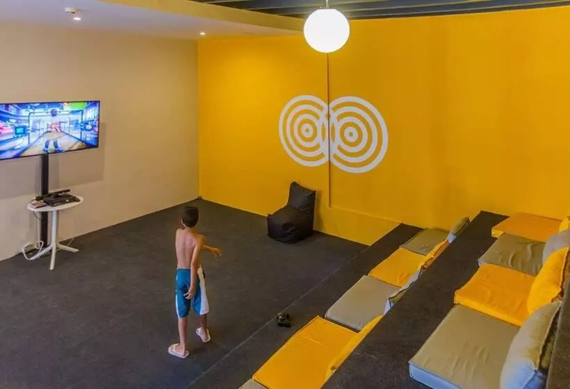 בית מלון כפרי Kipriotis Aqualand