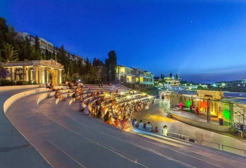 בית מלון כפרי Kipriotis Aqualand