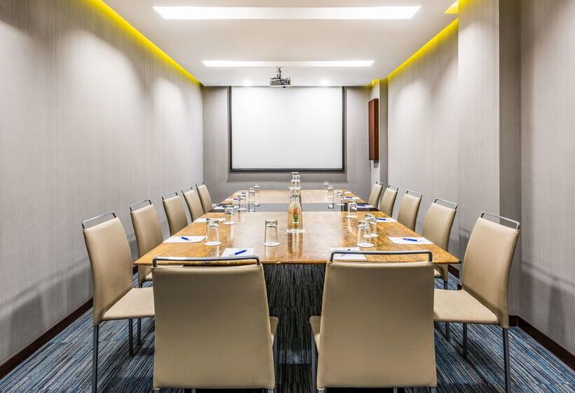 호텔 NH Bogota Urban 93 Royal