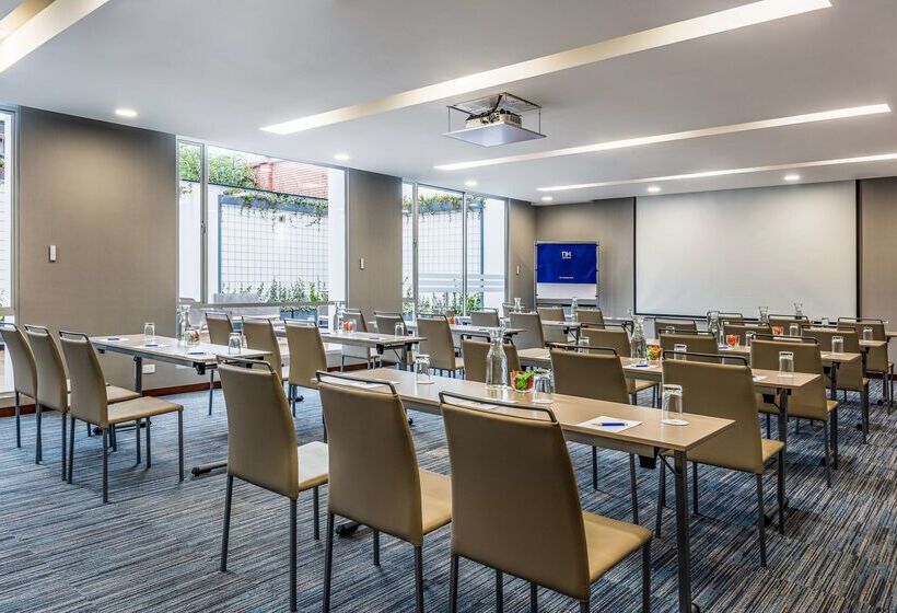 호텔 NH Bogota Urban 93 Royal