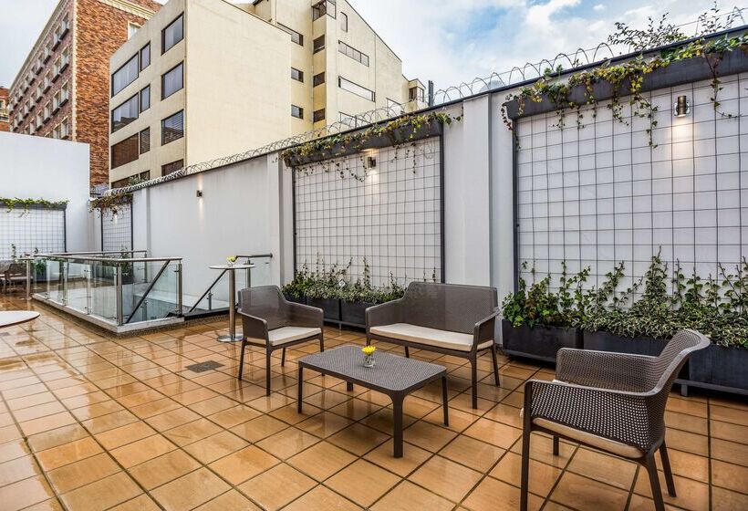 호텔 NH Bogota Urban 93 Royal