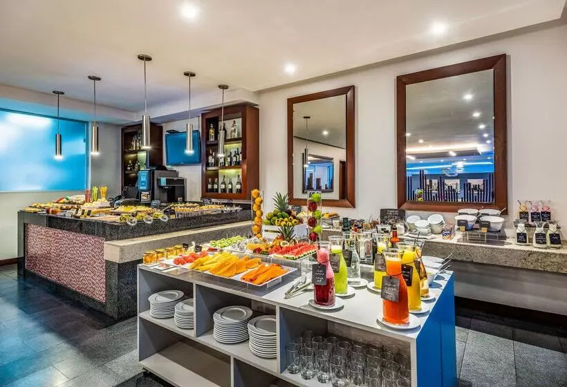 酒店 NH Bogota Urban 93 Royal