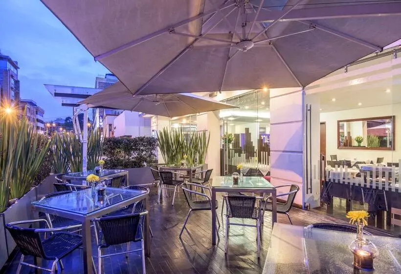 酒店 NH Bogota Urban 93 Royal