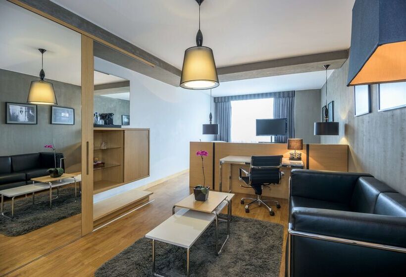 호텔 NH Bogota Urban 93 Royal