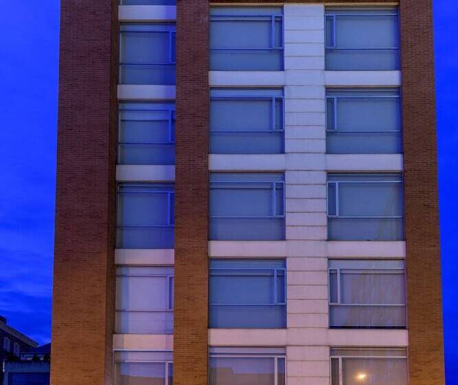호텔 NH Bogota Urban 93 Royal