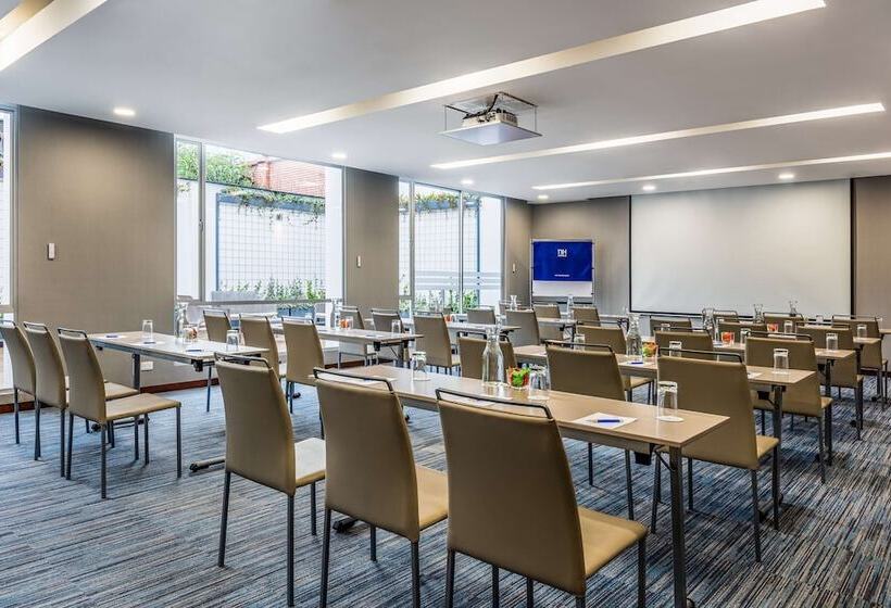 호텔 NH Bogota Urban 93 Royal