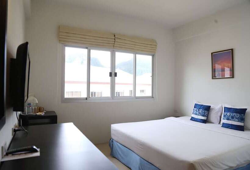 בית מלון כפרי Pp Charlie Beach Resort  Sha Plus