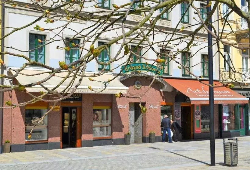 هتل Renesance Krasna Kralovna