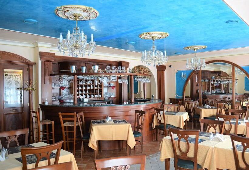 هتل Renesance Krasna Kralovna