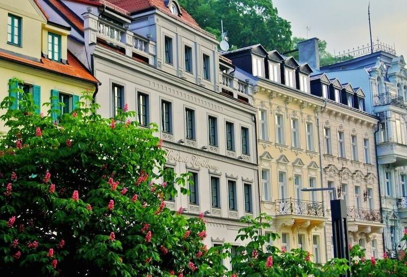 هتل Renesance Krasna Kralovna