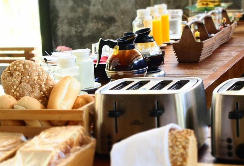 فندق Tropicana Lanta Resort