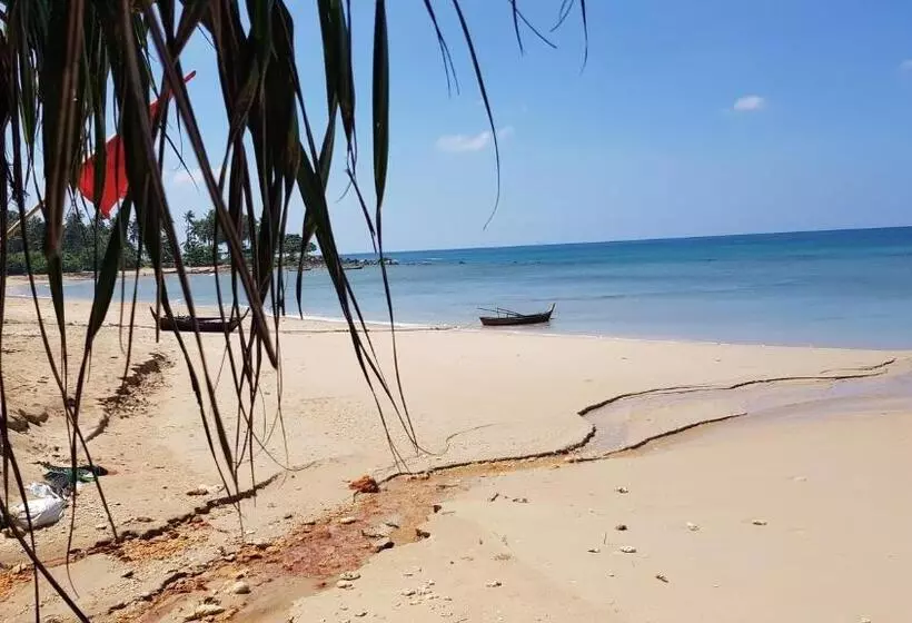 فندق Tropicana Lanta Resort