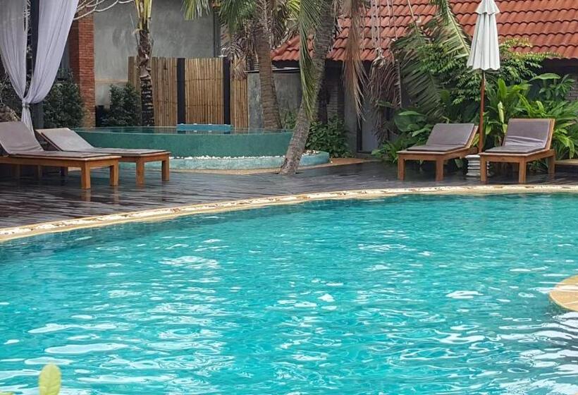 فندق Tropicana Lanta Resort