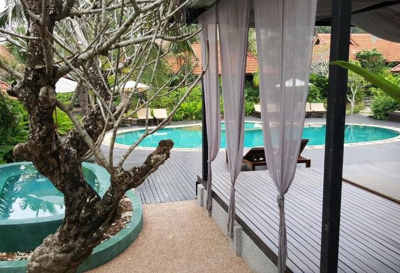 فندق Tropicana Lanta Resort