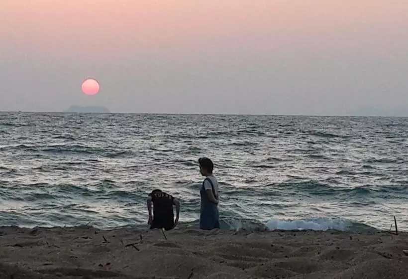 فندق Tropicana Lanta Resort