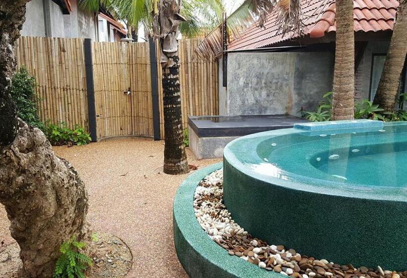 فندق Tropicana Lanta Resort