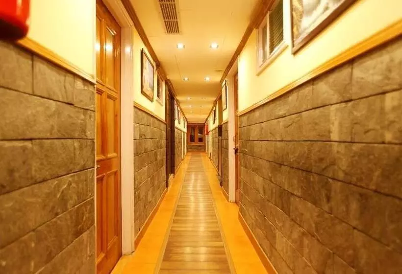 ホテル Bridge View Regency