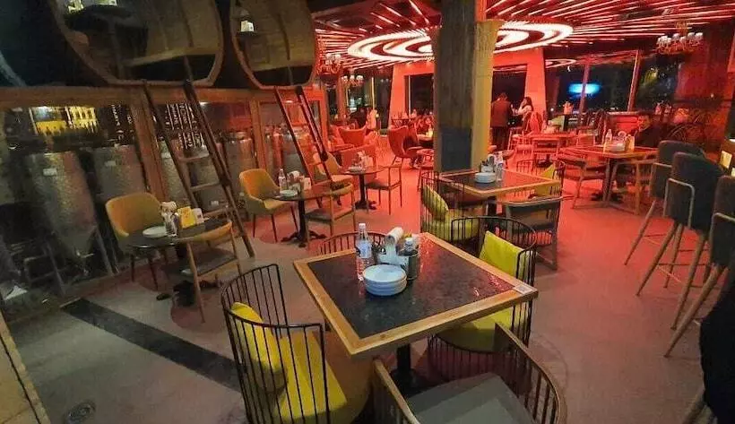 ホテル Bridge View Regency