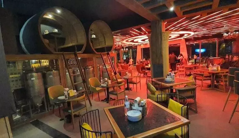 ホテル Bridge View Regency