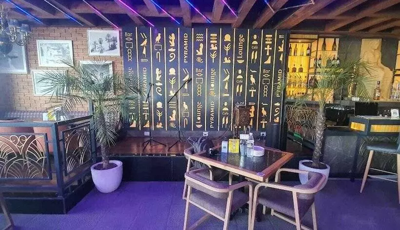 ホテル Bridge View Regency