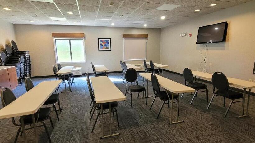 Holiday Inn Express Hotel & Suites Logansport, An Ihg