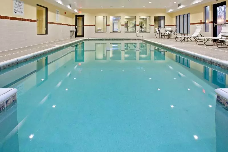 Holiday Inn Express Hotel & Suites Shelbyville, An Ihg