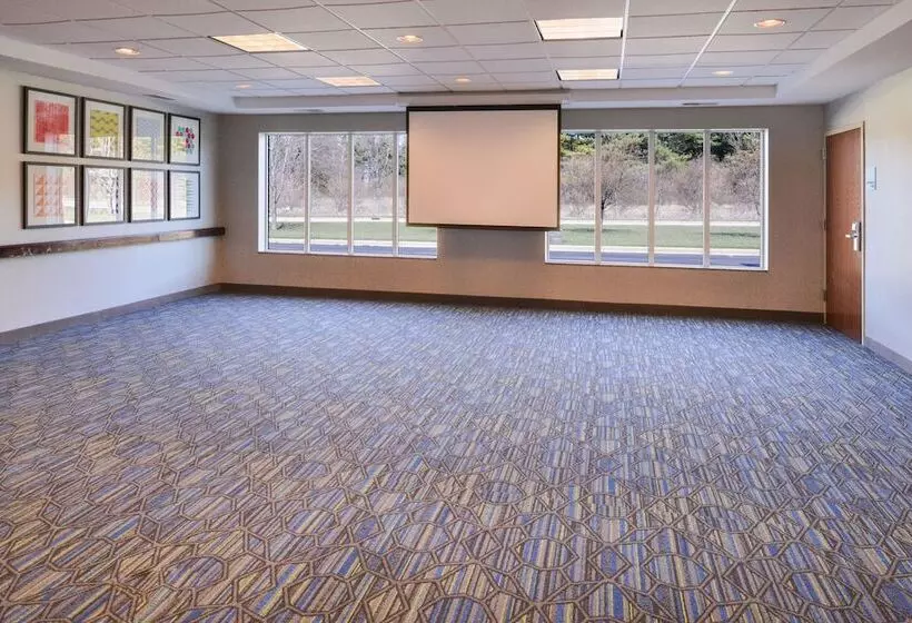 Holiday Inn Express Hotel & Suites Urbana Champaign U Of I Area, An Ihg